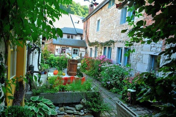 Arbre Dresse Villa Somme-Leuze Стая снимка