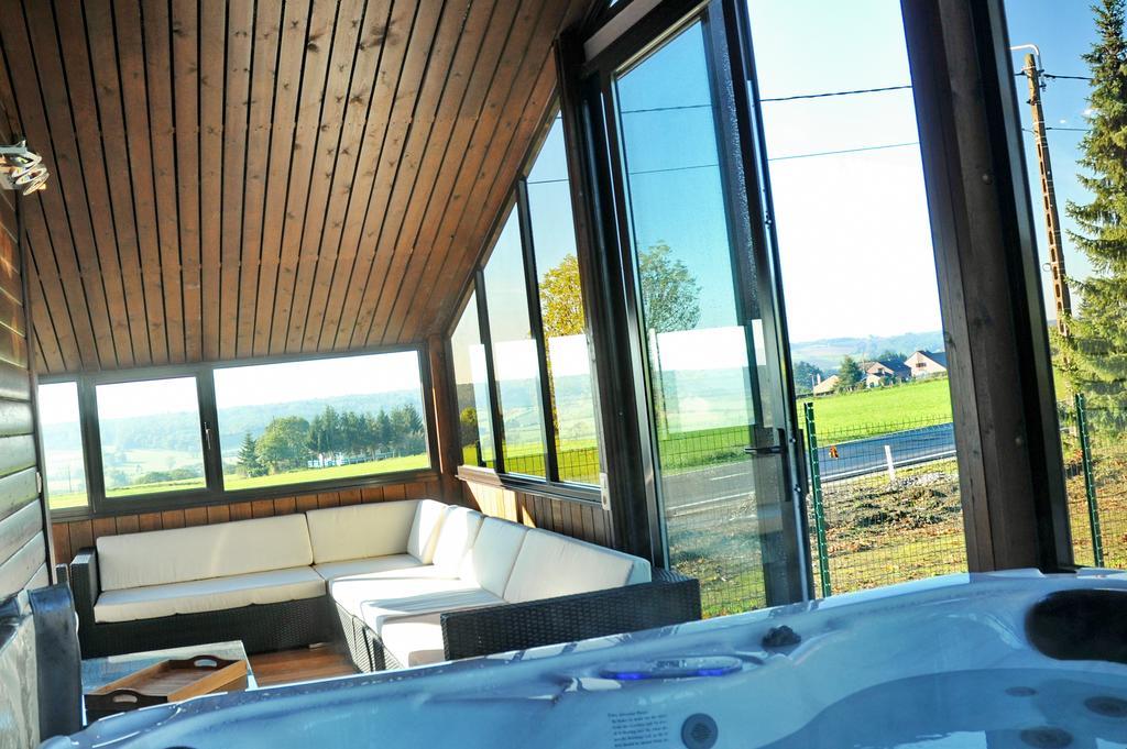 Arbre Dresse Villa Somme-Leuze Екстериор снимка
