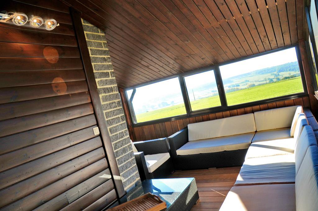 Arbre Dresse Villa Somme-Leuze Екстериор снимка